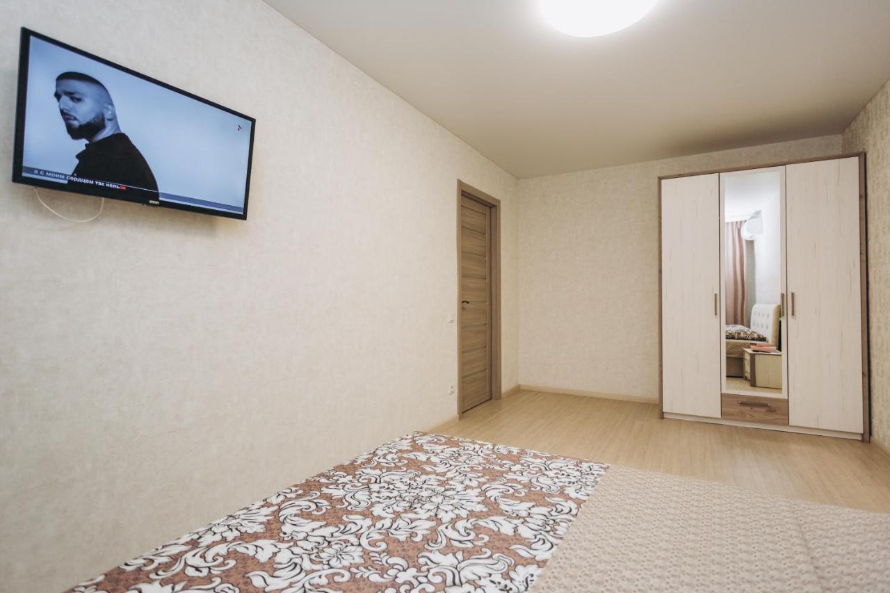 Luxe Apart-Hotel Near Lavina New Building 1 Floor Sumy Luaran gambar
