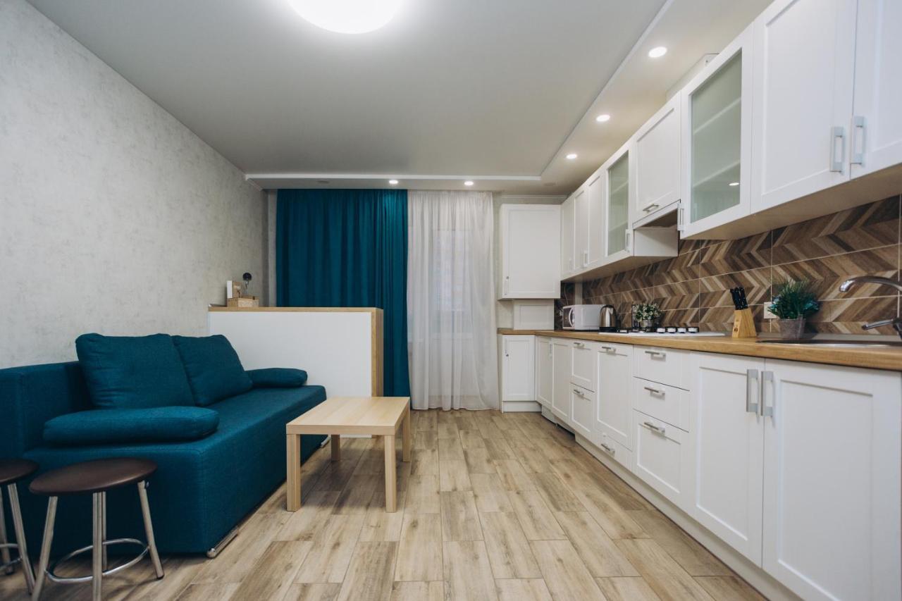 Luxe Apart-Hotel Near Lavina New Building 1 Floor Sumy Luaran gambar