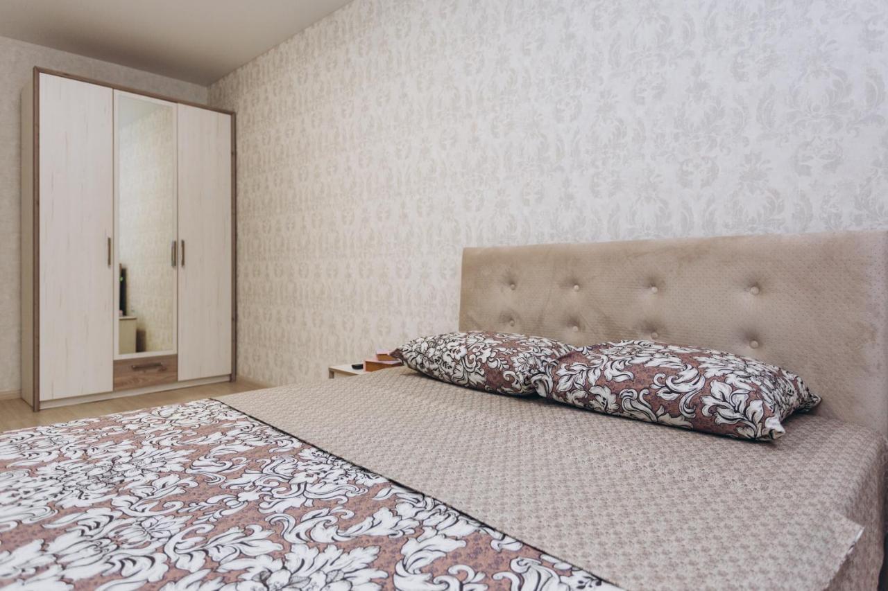 Luxe Apart-Hotel Near Lavina New Building 1 Floor Sumy Luaran gambar